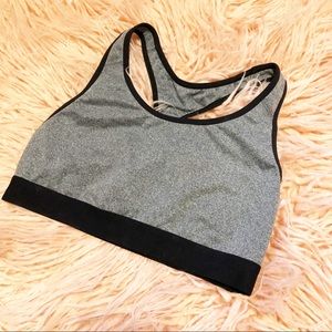 OLD NAVY l Active go-dry sports bra size medium